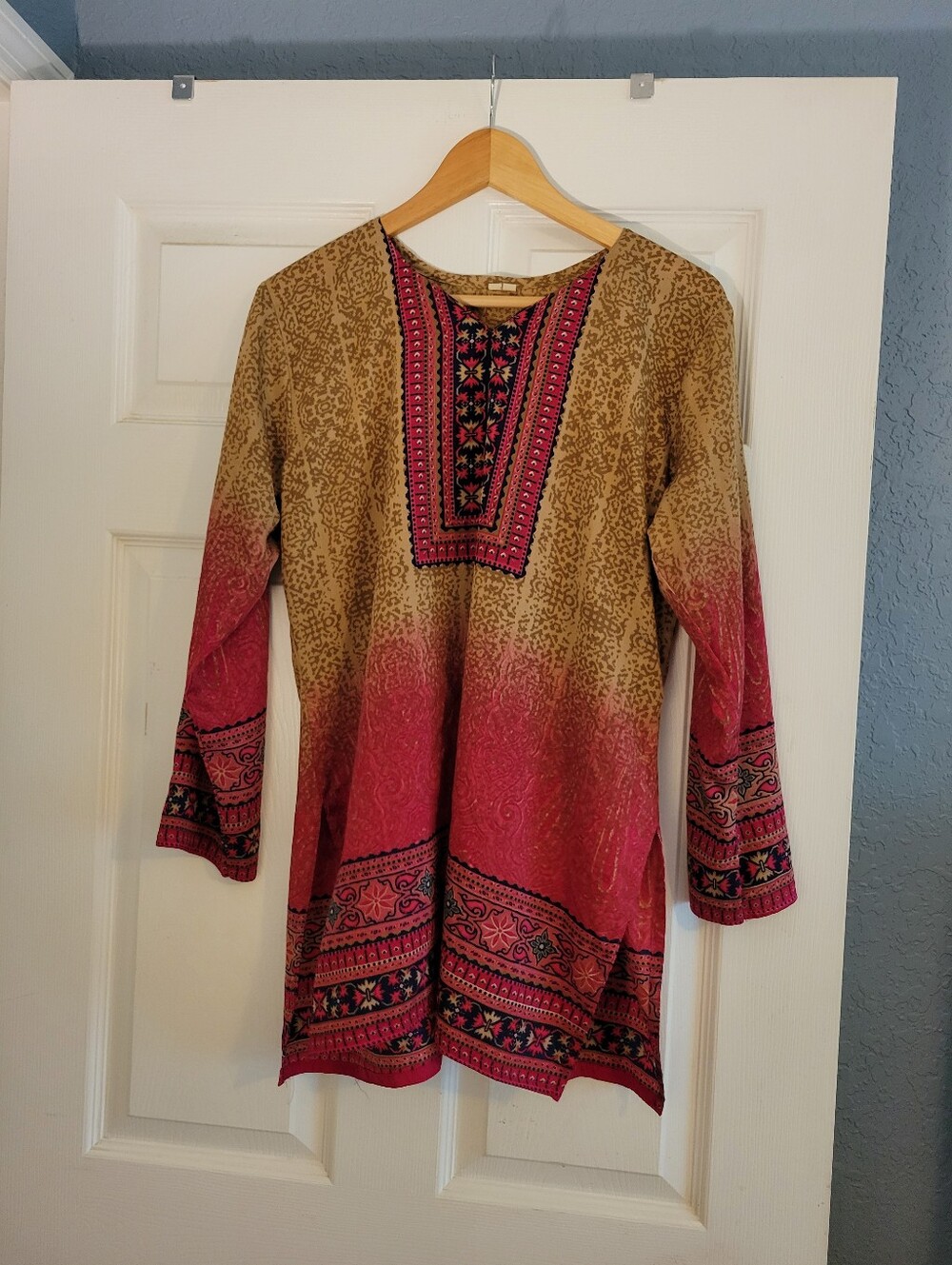 Unbranded Unisex Hippie Tan and Pink Paisley  Print Tunic Top Full Size
